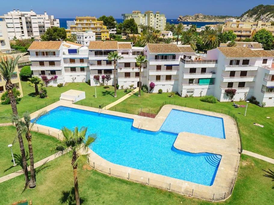 Casa En Urb. Con La Piscina Mas Grande De Javea. Exteriör bild